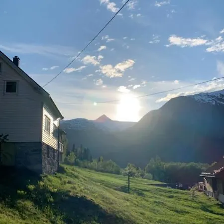Dispen Feriehus Stryn Esterno foto